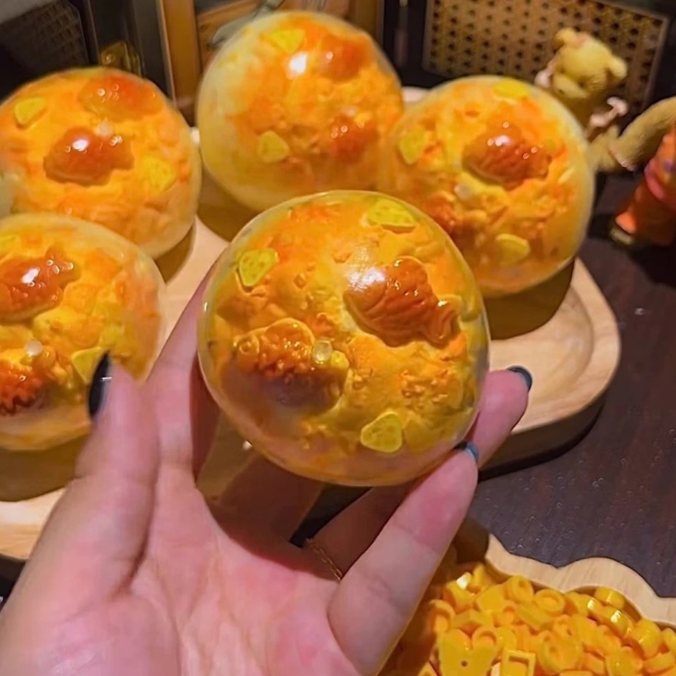 Squishy hình bánh Crunchy